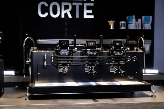 Dalla Corte Zero Barista ant baro